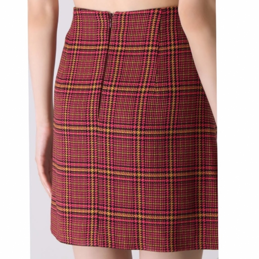 Red Plaid Mini Skirt in Small - Picture 4 of 5